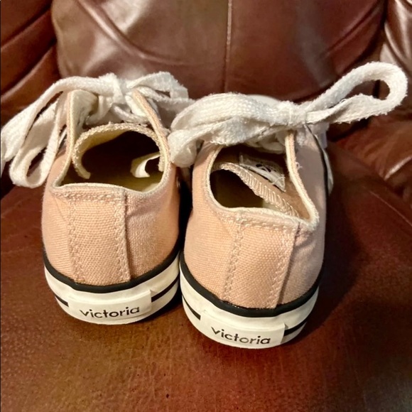 Girls Tennis shoes sz10 - Picture 4 of 9